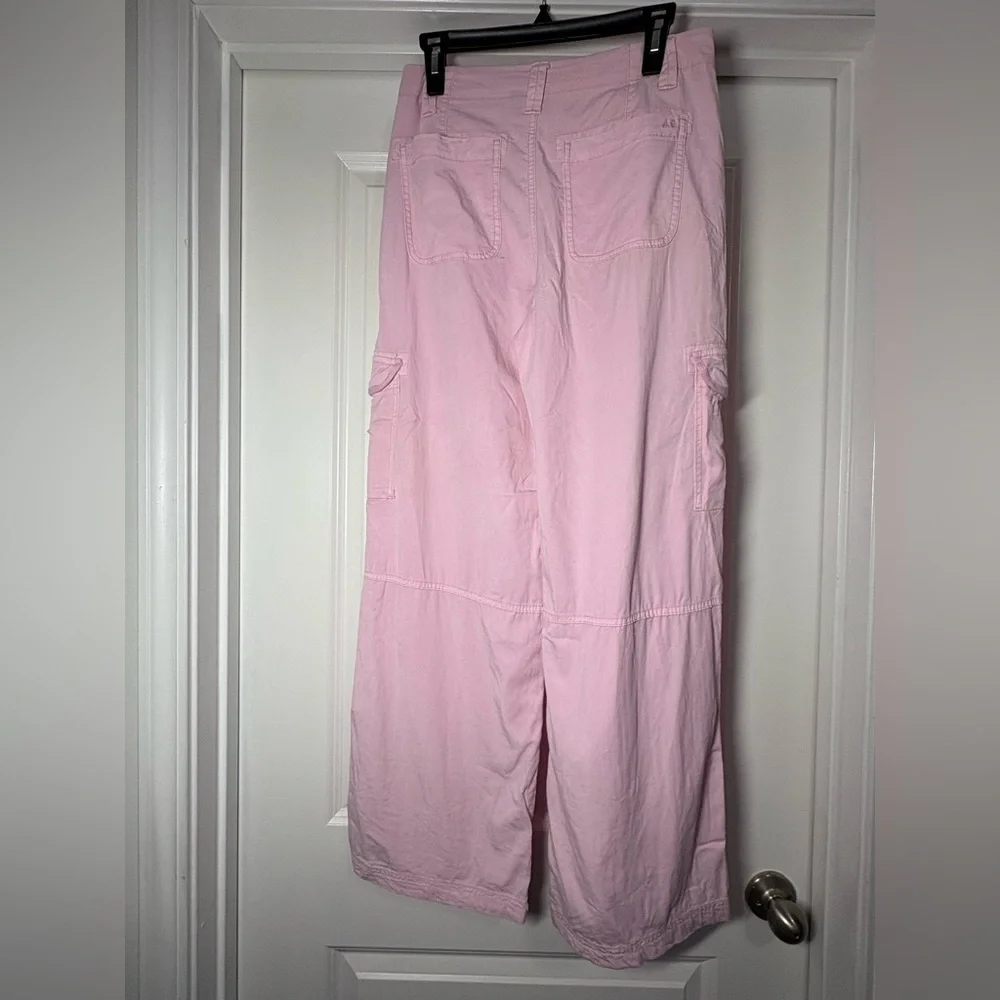 American Eagle Outfitters Light Pink Wide Leg Cargo‎ Pants - Picture 4 of 5